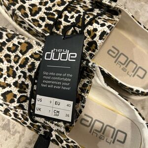 NWT Hey Dude Women's Leopard Print Shoes